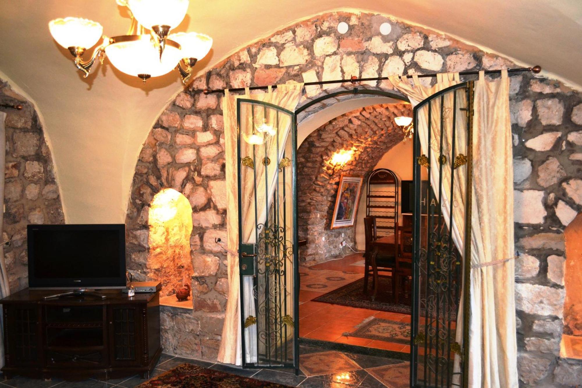 Palacio Domain - Stylish European Luxury Boutique Hotel Zefat Exterior photo