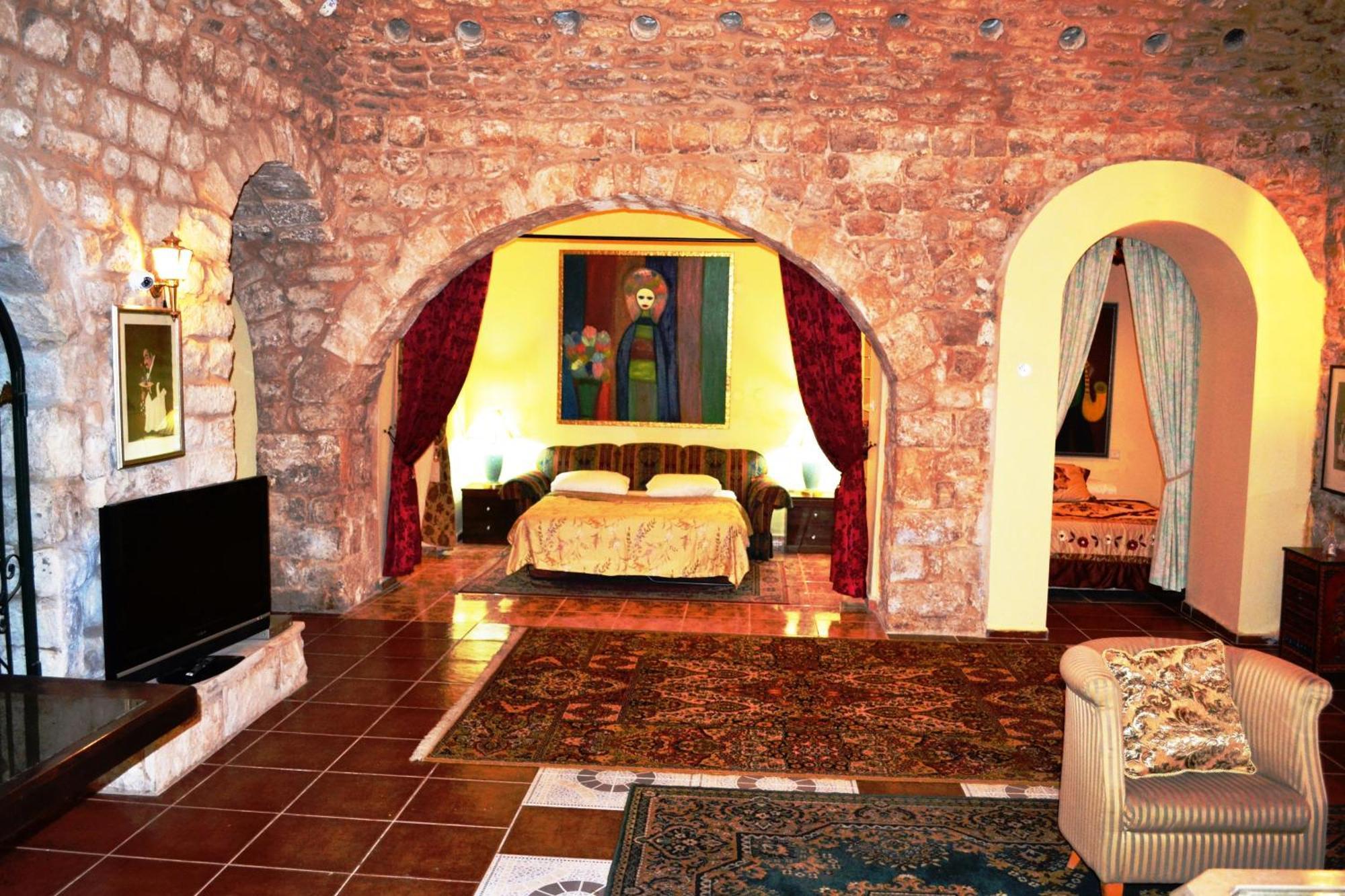 Palacio Domain - Stylish European Luxury Boutique Hotel Zefat Exterior photo